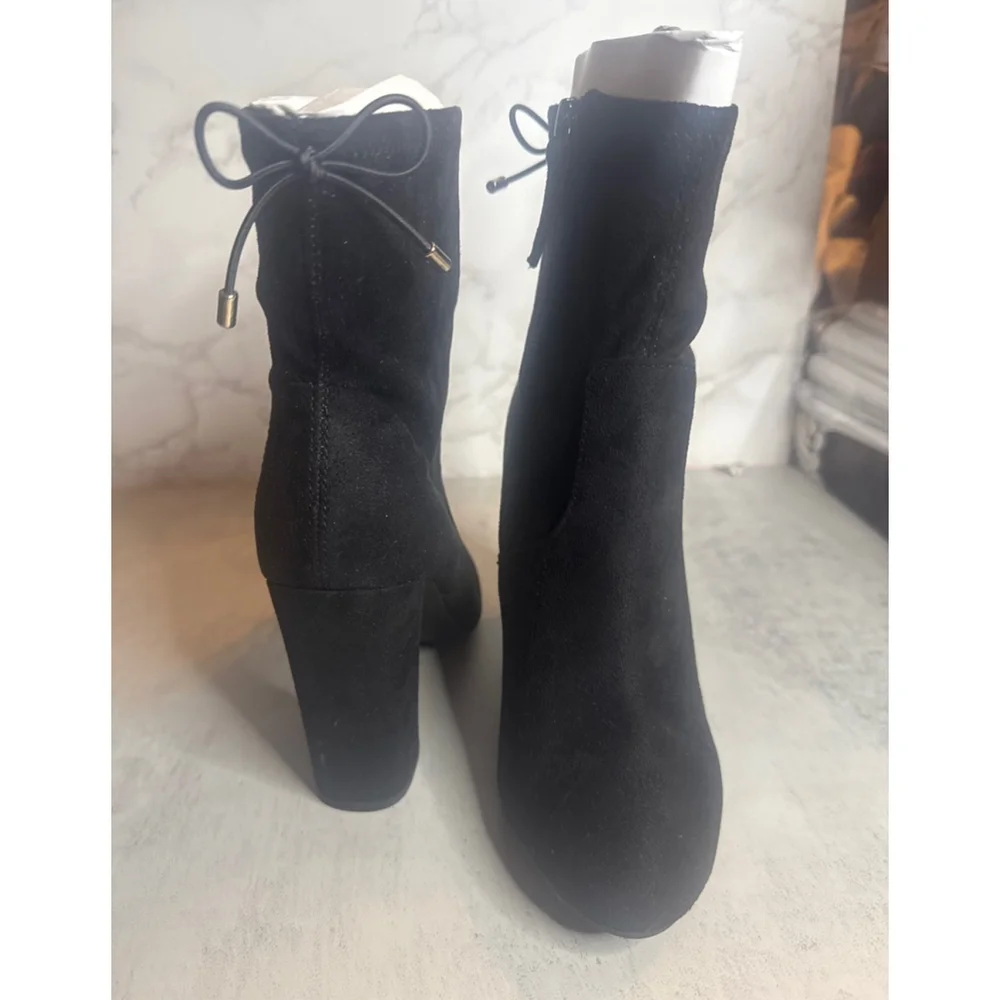 Women's Material Girl Black Suede Ankle Boots & Booties Size 7